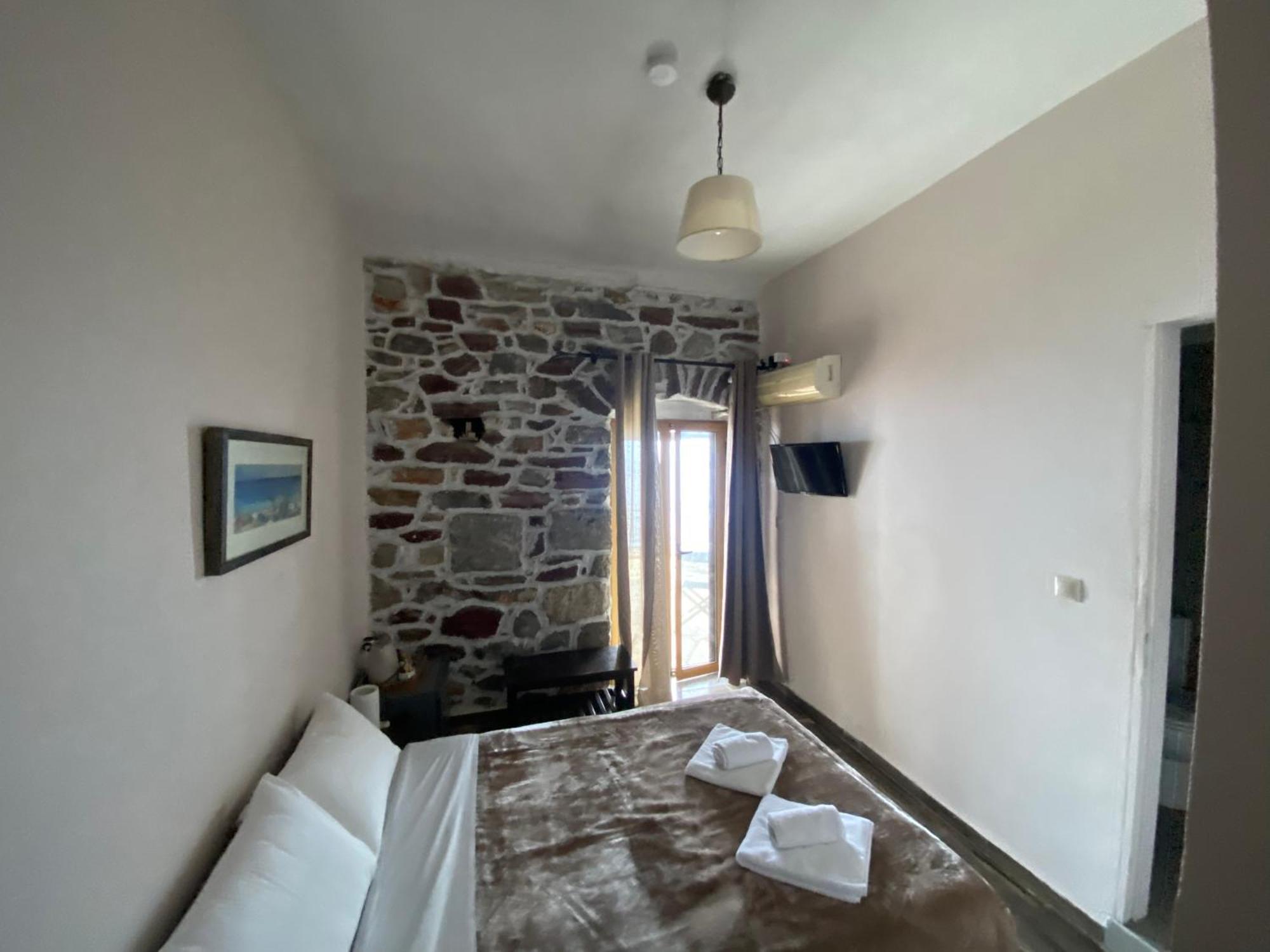 Castle Rizaraki Hotel Kokkala Exterior foto
